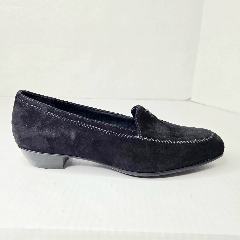 Munro Loafers, Black Suede, 6.5 W - Picture 7 of 11
